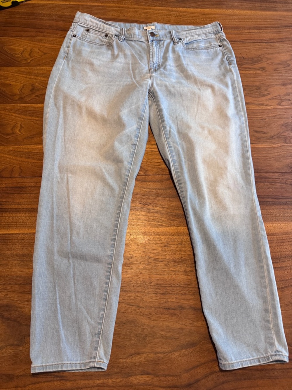 J Crew Stretch Denim Straight Leg Ankle Jeans in Faded Wash, Good Cond Sz 32